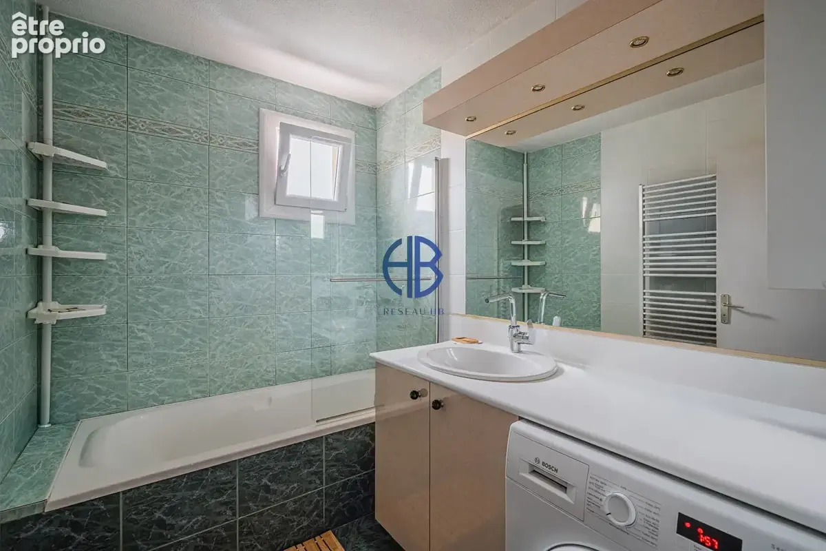 Appartement Tournon Sur Rhone 4 pièce(s) 82 m2 / TERRASSE + CAVE + GARAGE - photo 8