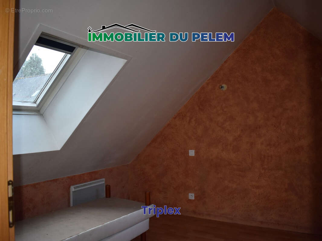 Maison à GLOMEL