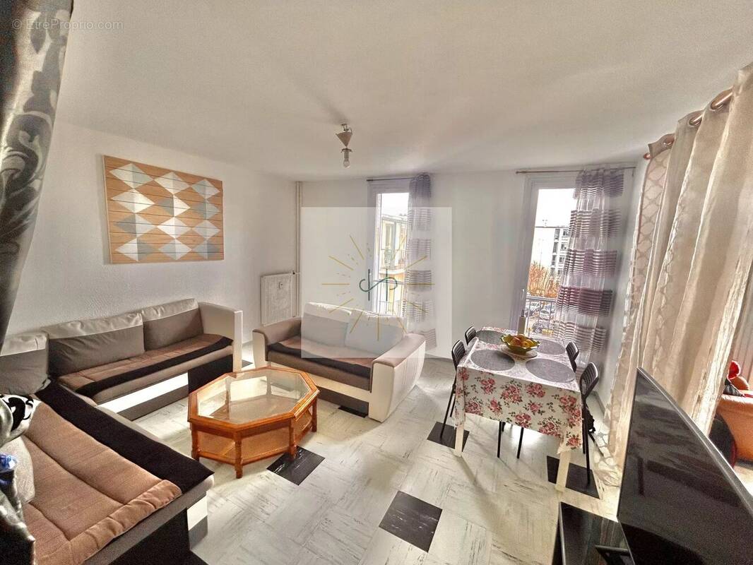 Appartement à MONTELIMAR