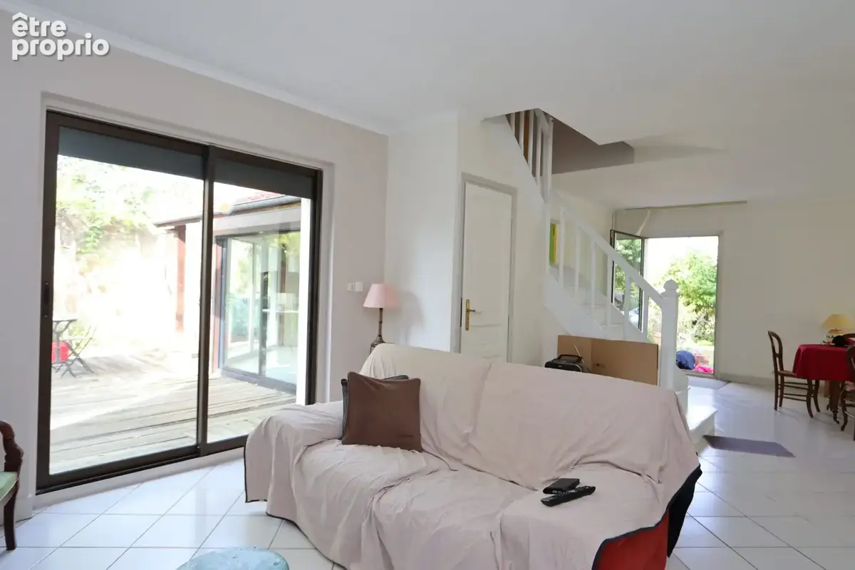 Maison 5 pièces 126 m² à vendre à Saint-Jean-De-Braye (45800) - photo 8