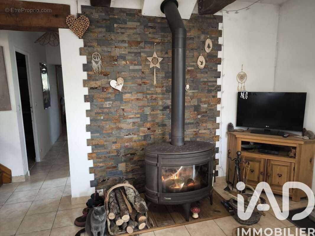 Photo 2 - Maison à SAINT-ETIENNE-LES-ORGUES