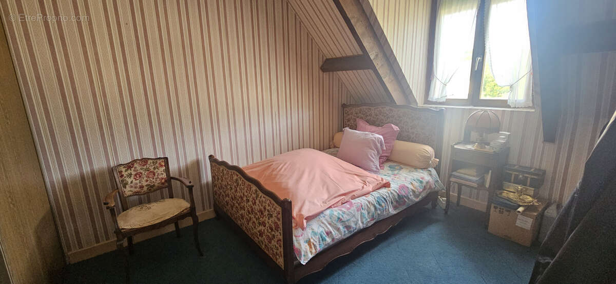 Maison à JUSSY
