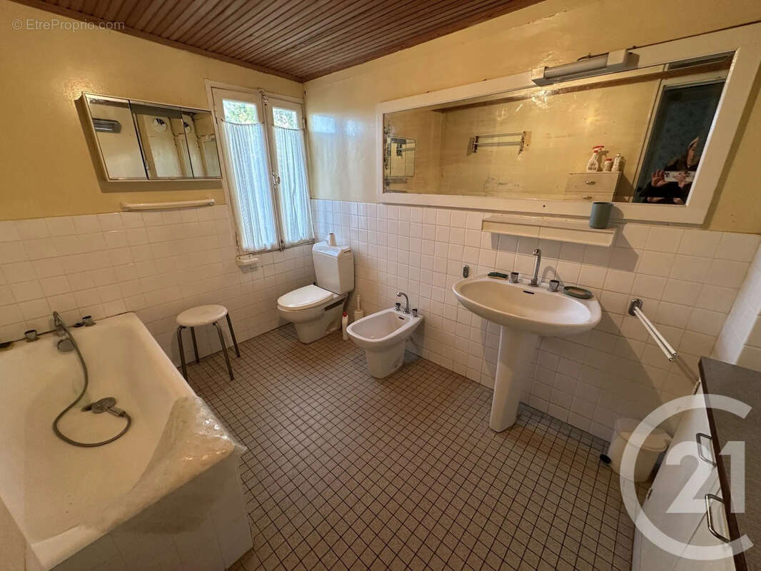 Maison à SAINT-GEORGES-DE-DIDONNE