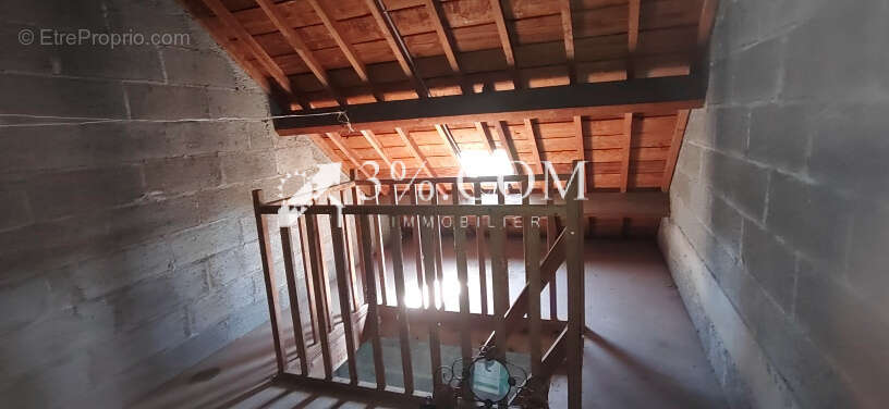 Maison à LOCOAL-MENDON
