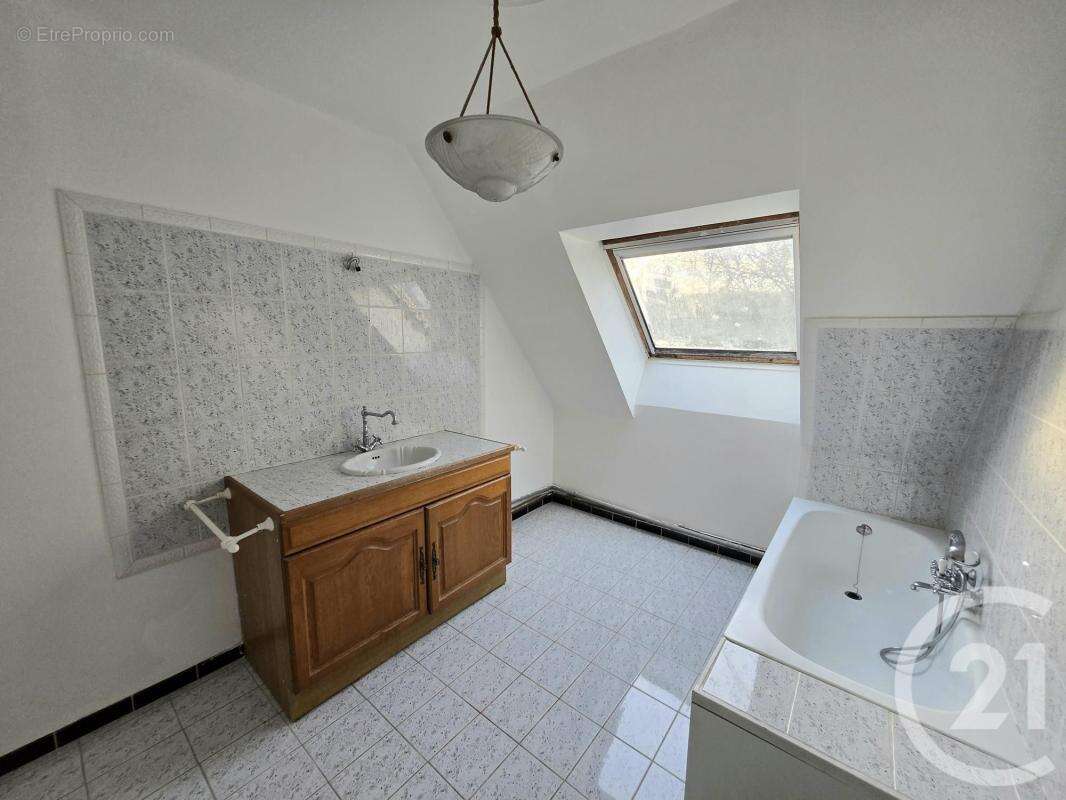 Maison à MONCHY-SAINT-ELOI