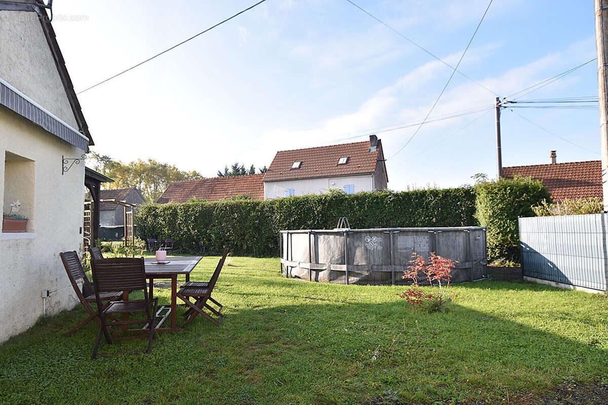 Maison à JALIGNY-SUR-BESBRE