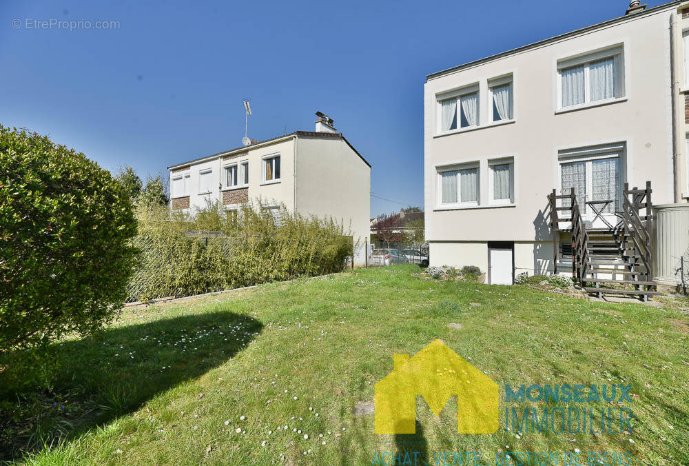 Maison à EPINAY-SUR-ORGE