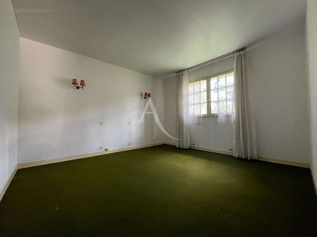 Maison de 128m² environ sur un terrain de 470m² - photo 6