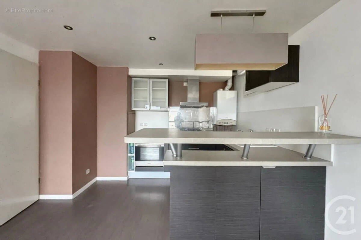 Appartement à DAMMARIE-LES-LYS