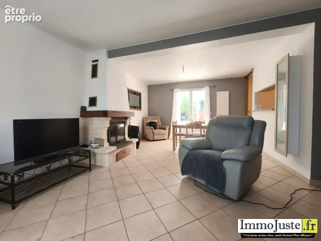 Maison 5 pièces 99 m² à vendre à Le Perray-En-Yvelines (78610) - photo 3