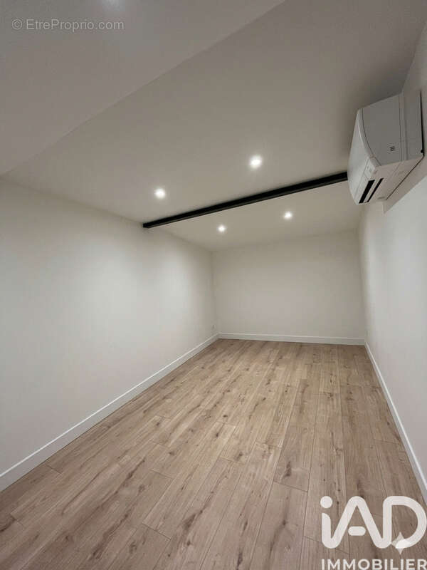 Photo 4 - Commerce à RICHARDMENIL