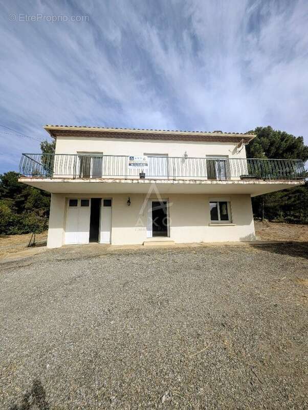 Maison à MONTREDON-DES-CORBIERES