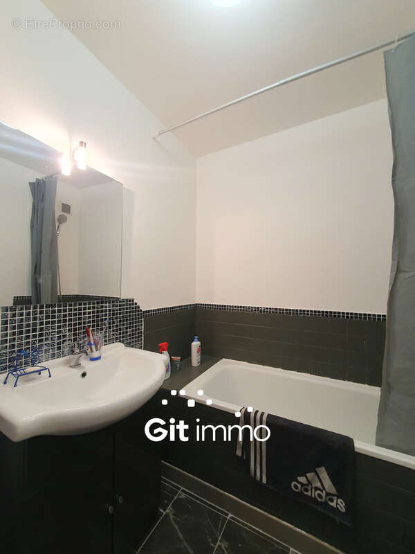 Appartement à MARSEILLE-13E