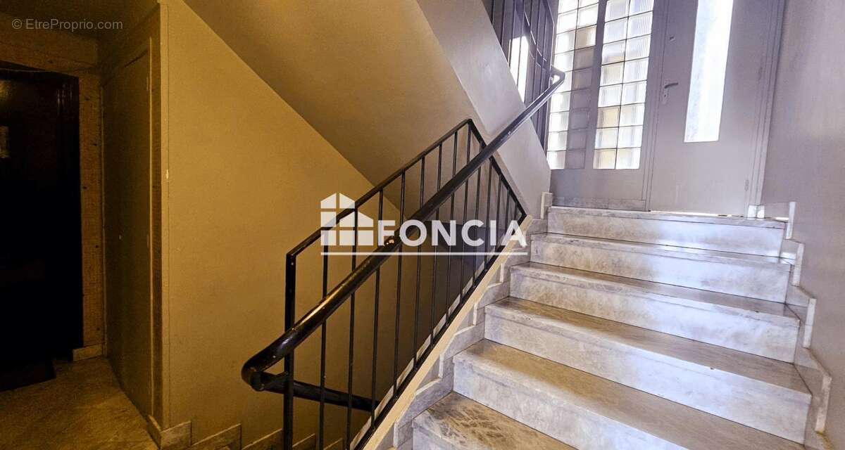 Appartement à AUBERVILLIERS