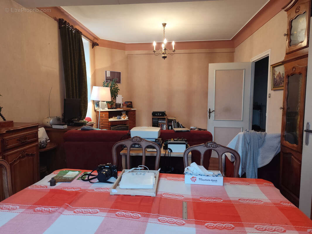 Maison à CRESSENSAC