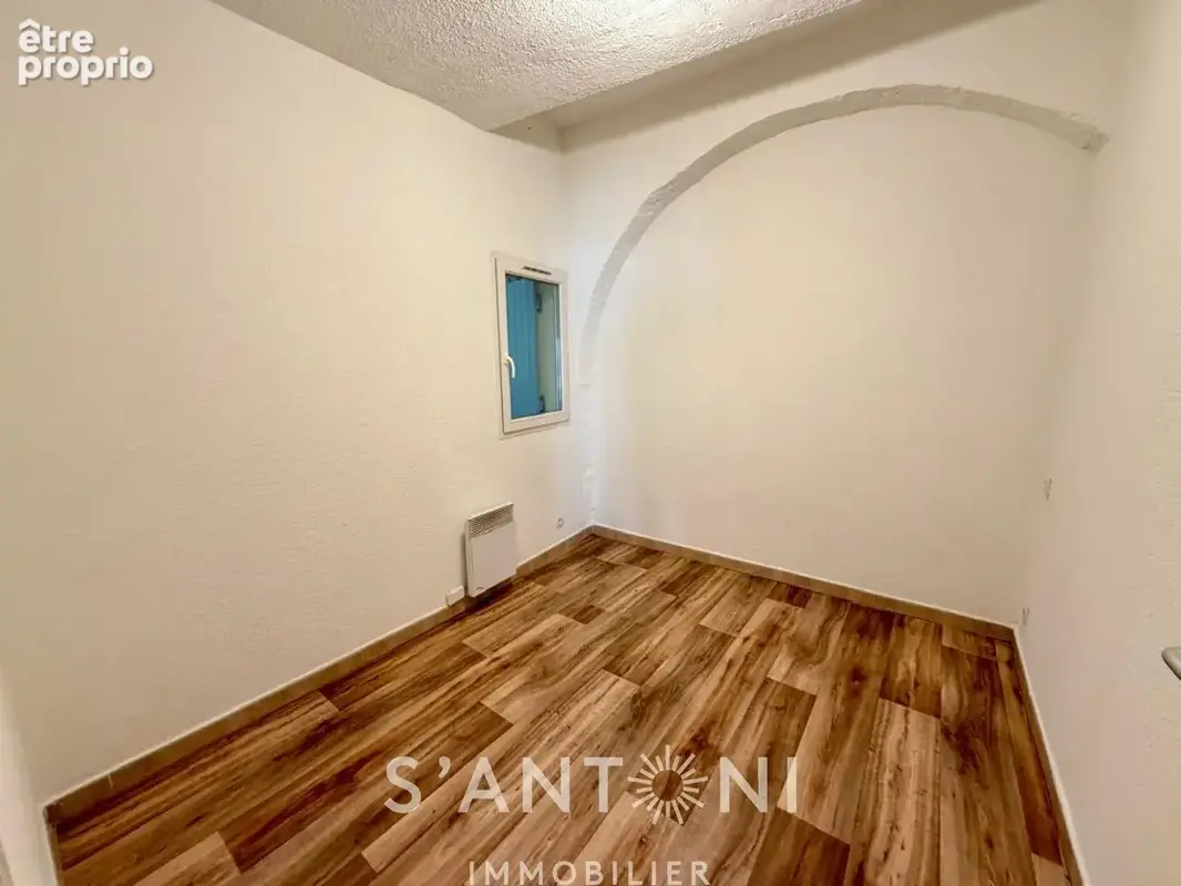 Agde centre-ville  appartement t3 de 60,66 m² avec ascenseur - photo 7