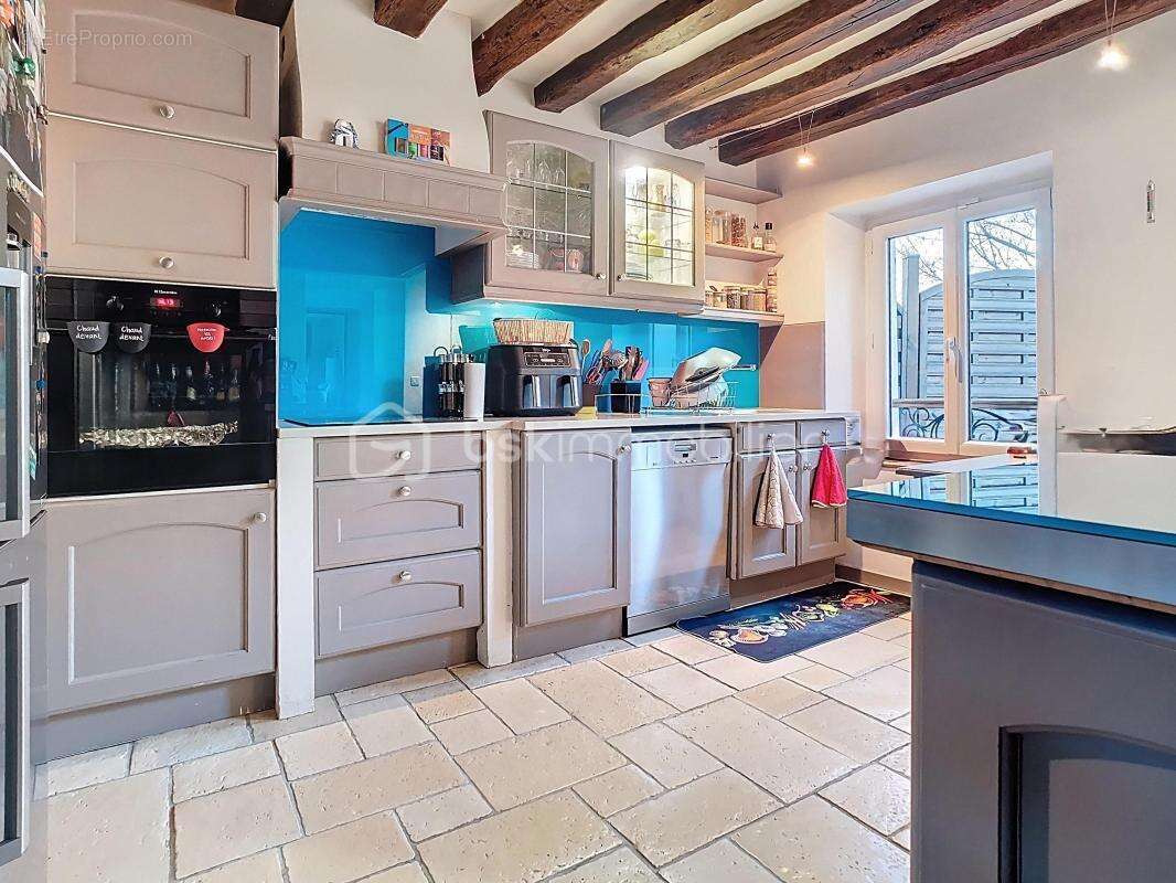 *** Maison de caractère + Appartement 2 pièces indépendant : charme de l'ancien rénové *** - photo 8