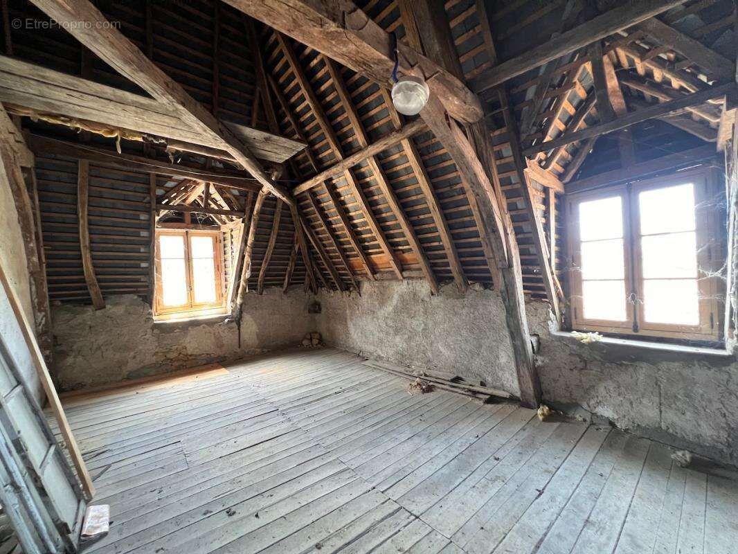 Maison de Maître rénovée de 5 chambres avec piscine et garag - photo 16
