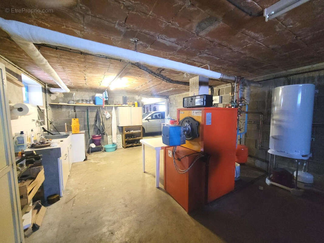 Maison à LE CHATELET