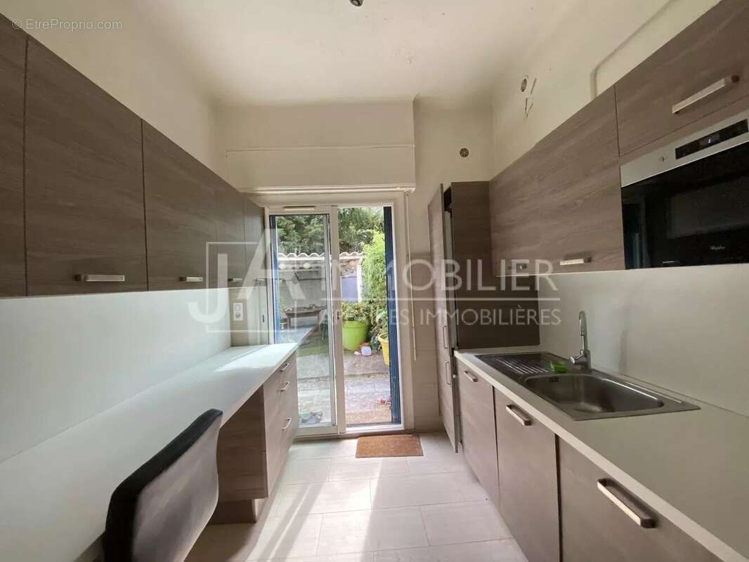 Nice nord 4 pieces + jardin + bureau - photo 5