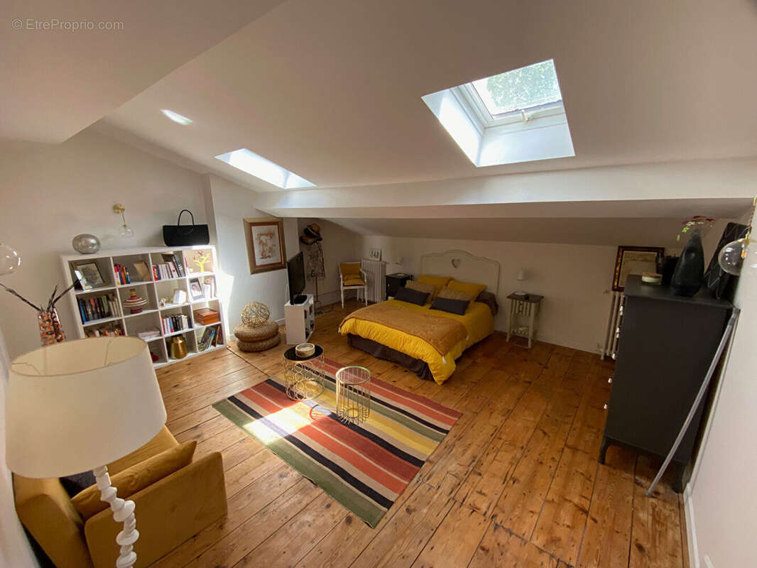 Appartement à CARCASSONNE