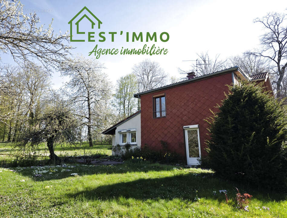 Maison à NEUFCHATEAU