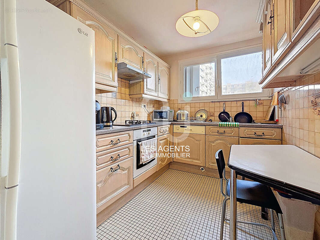 Appartement à ASNIERES-SUR-SEINE