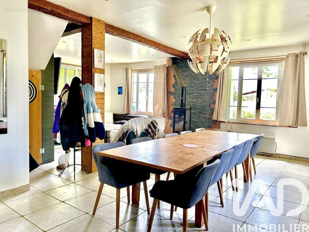 Maison 163 m² à Piffonds  - photo 9