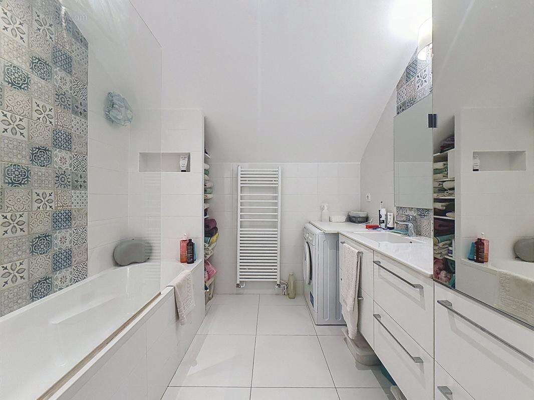 Appartement À Vendre - photo 11