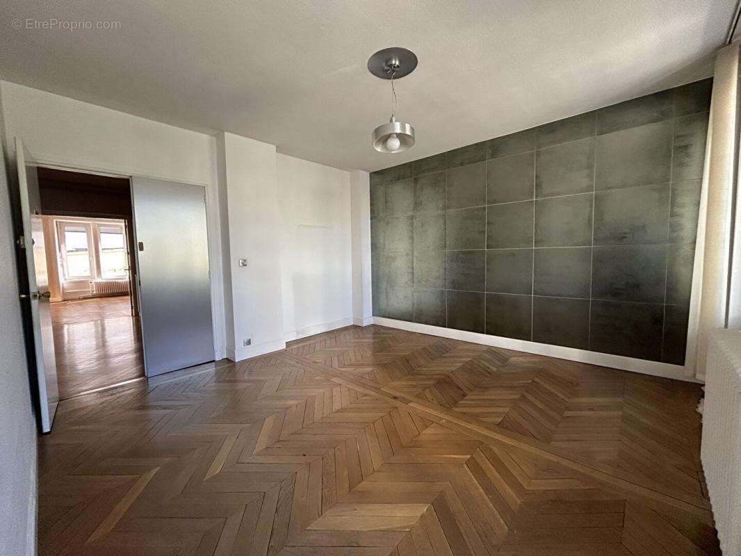 Appartement Clermont Ferrand 8 pièces 305 m2 - photo 5