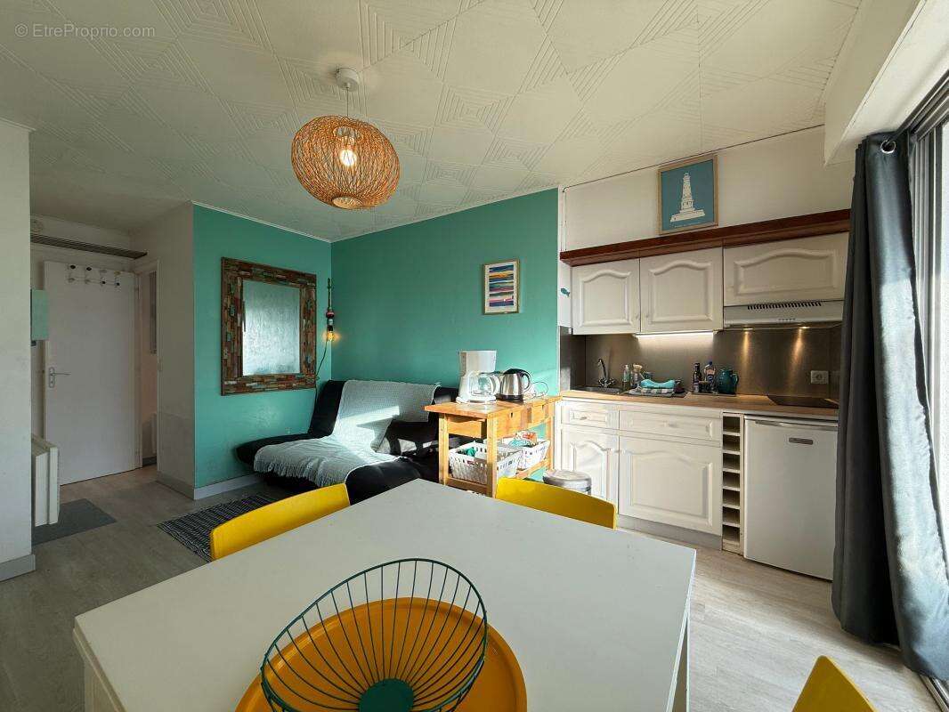 Appartement à VAUX-SUR-MER