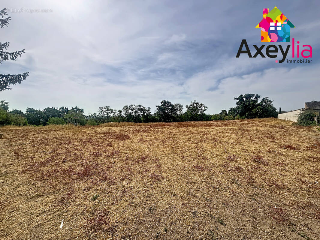 Terrain à ARTAIX