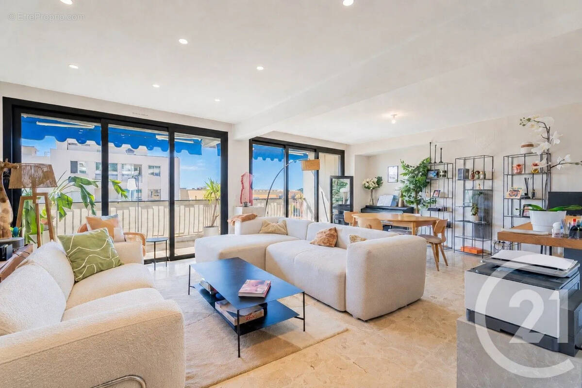 Appartement à BEAULIEU-SUR-MER