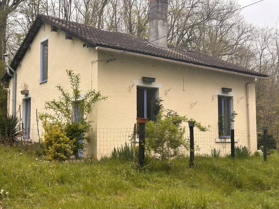 Maison à THENAY