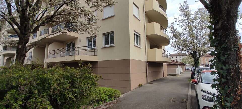 Commerce à BOURGOIN-JALLIEU