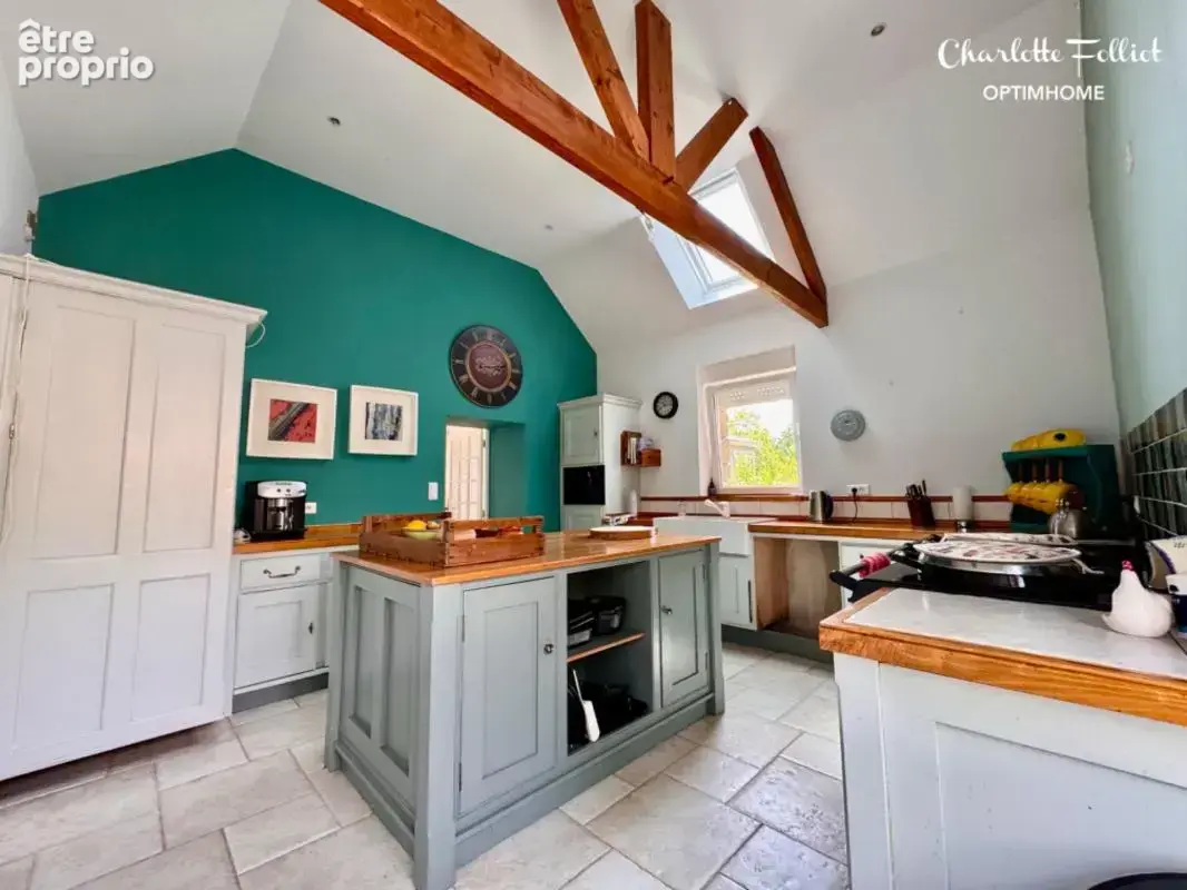 Maison de maître – Plus de 210 m² habitables – Évran - photo 8
