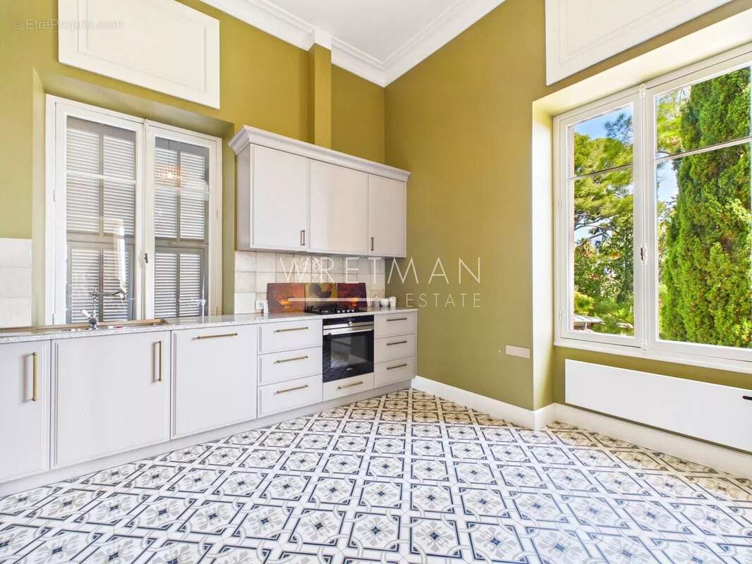 Appartement à ROQUEBRUNE-CAP-MARTIN