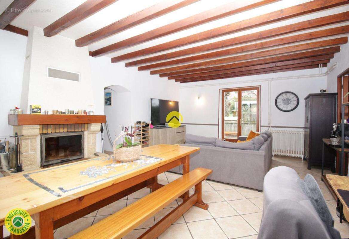 Maison à COMMENTRY