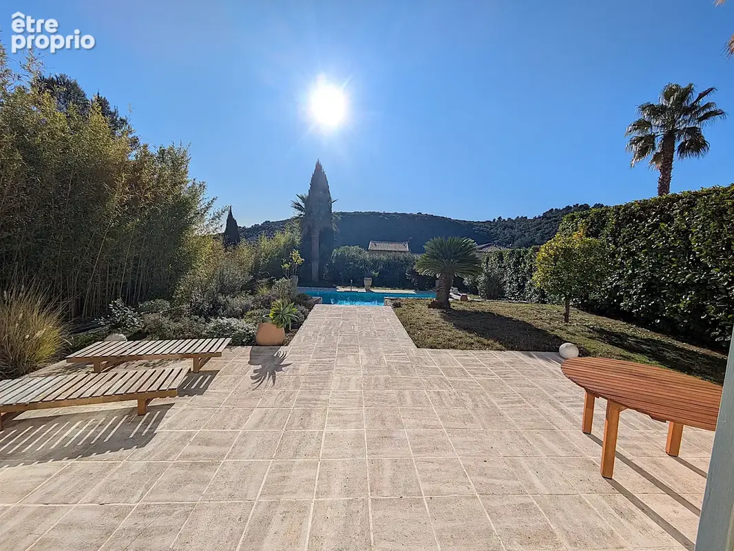 Biot bois fleuri mas provencal 3/4 pièces terrain 800 m2 avec piscine - photo 2