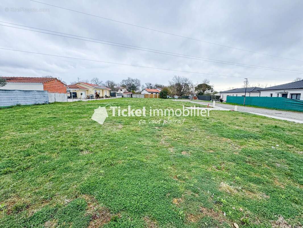 Terrain constructible 424m² viabilisé - plaisance-du-touch - photo 4