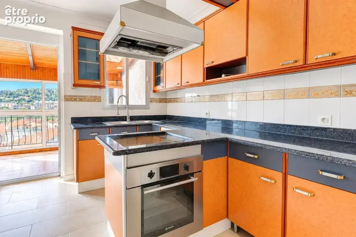 La trinité – dernier étage  5 pièces de 128 m² – 4 chambres, 3 terrasses et jardin privatif - photo 3