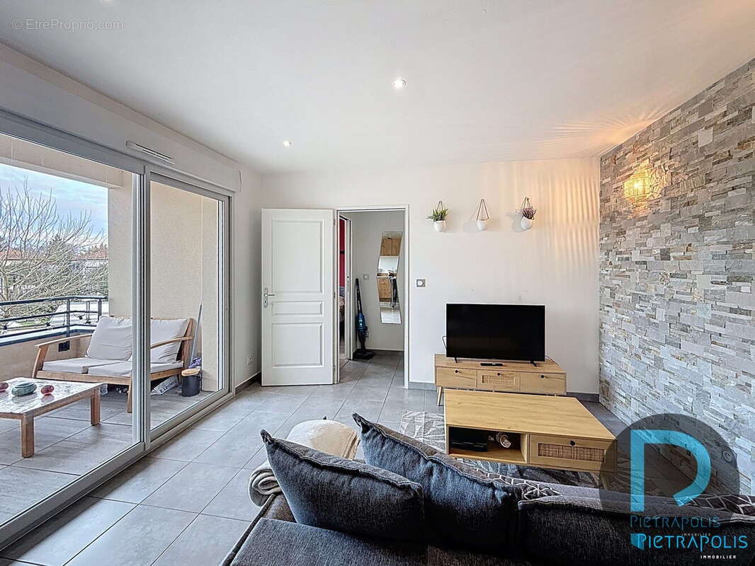 Appartement à CHAVANOZ