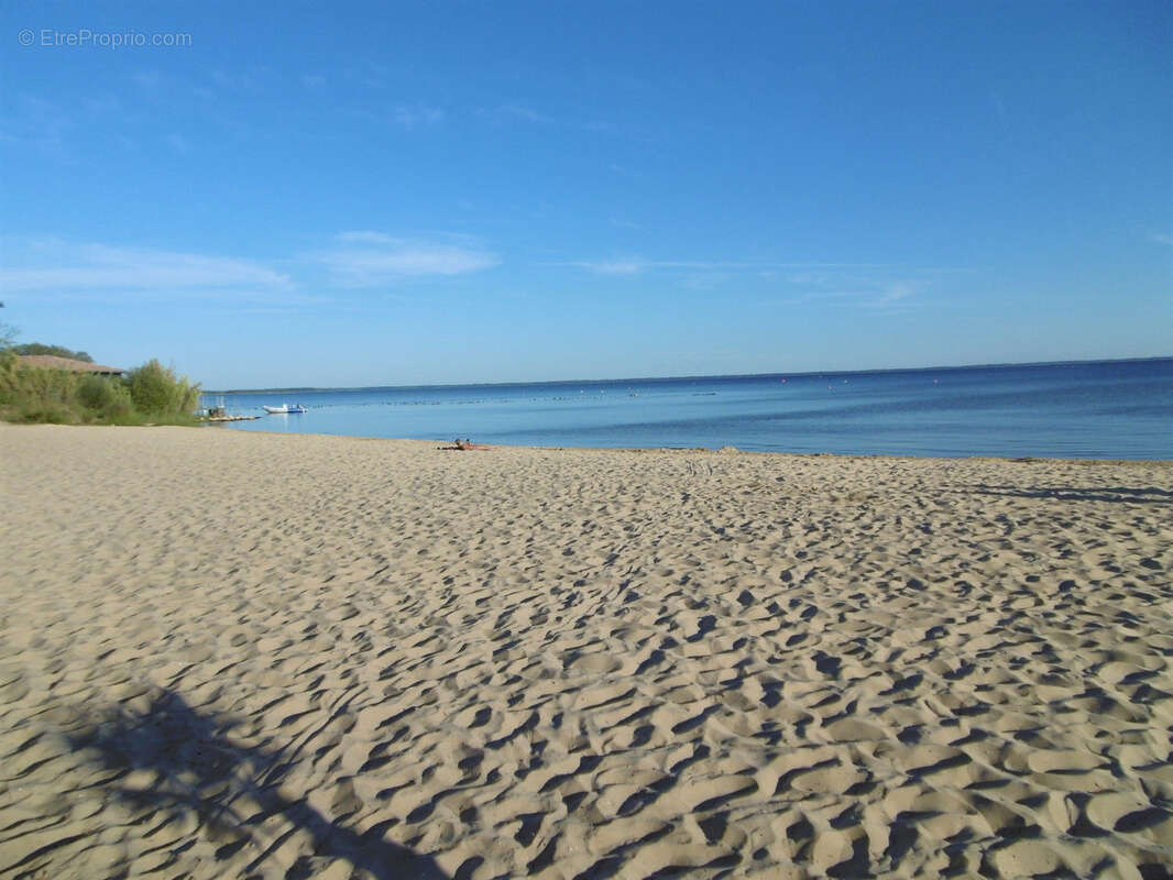 Terrain à LA TESTE-DE-BUCH