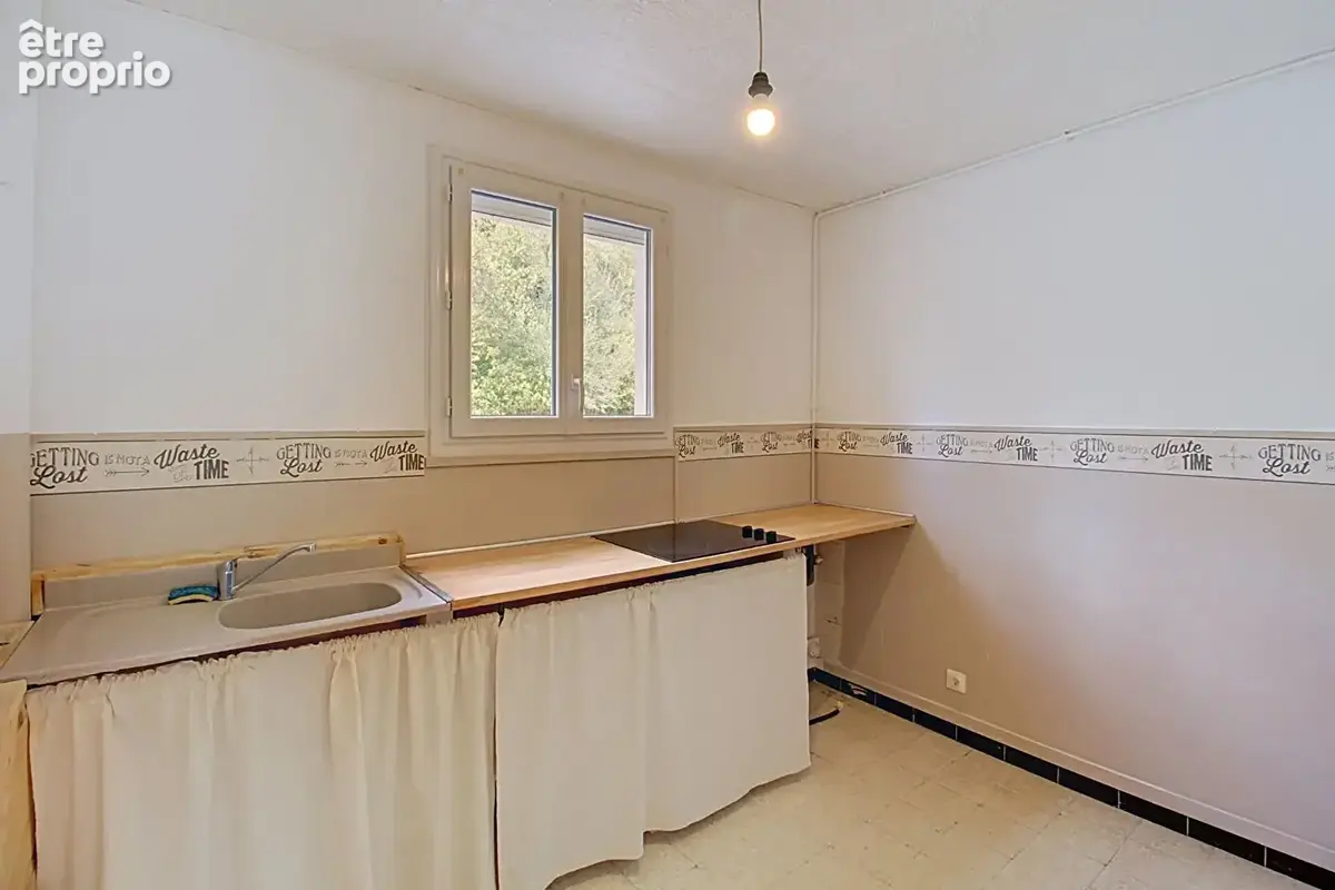 A VENDRE en EXCLUSIVITE à DRAGUIGNAN - Appartement T4 traversant et lumineux - 65m2 - photo 7