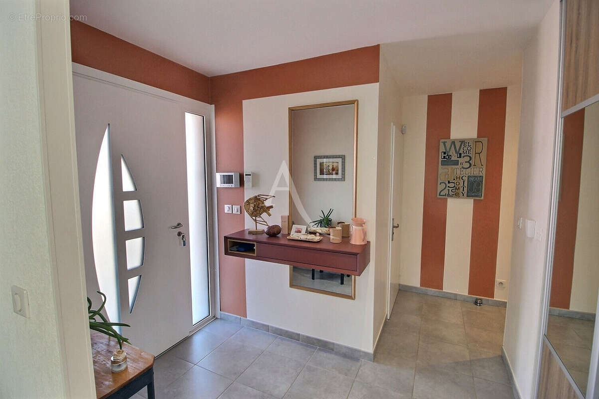 Maison à MONTESQUIEU-DES-ALBERES