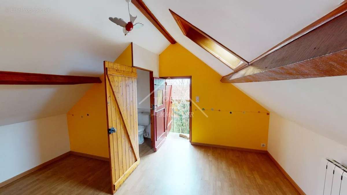 Maison à SALIGNY-SUR-ROUDON