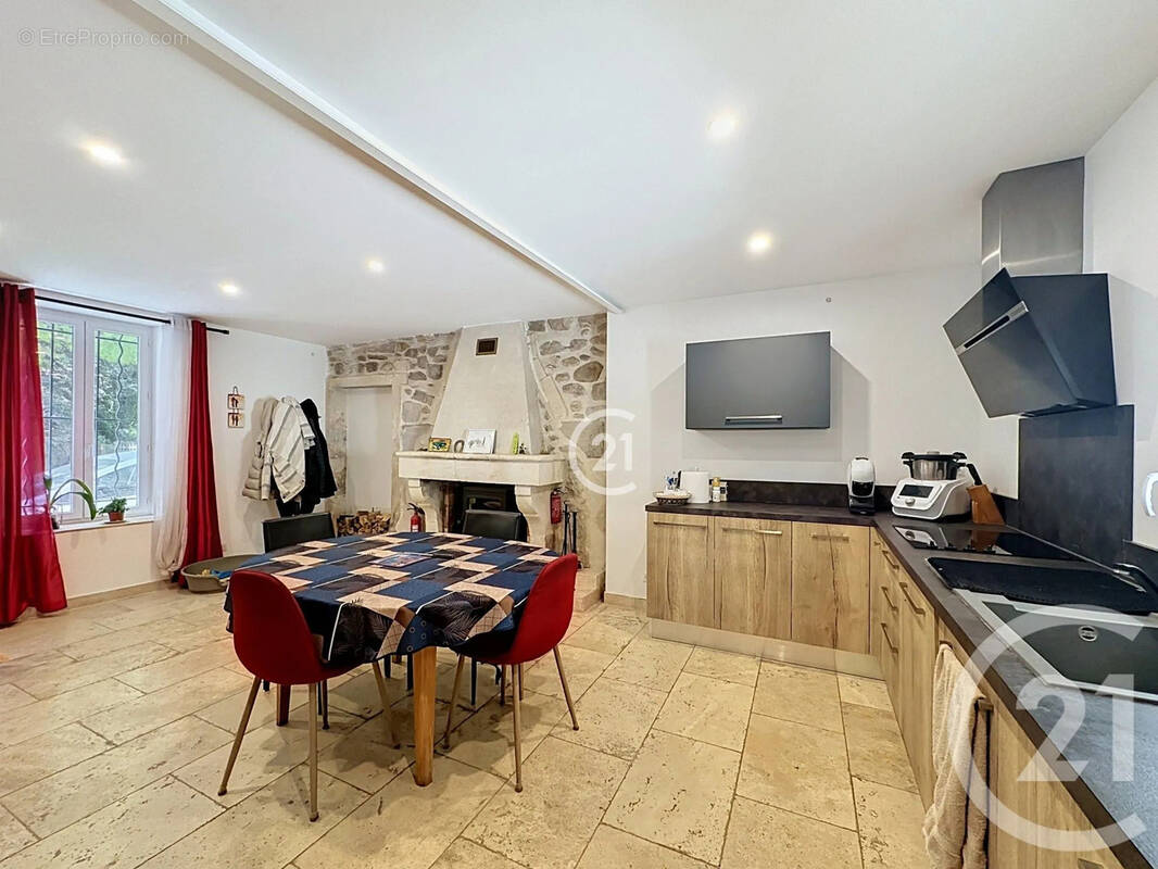 Maison 123 m² à Chateaurenard  - photo 2