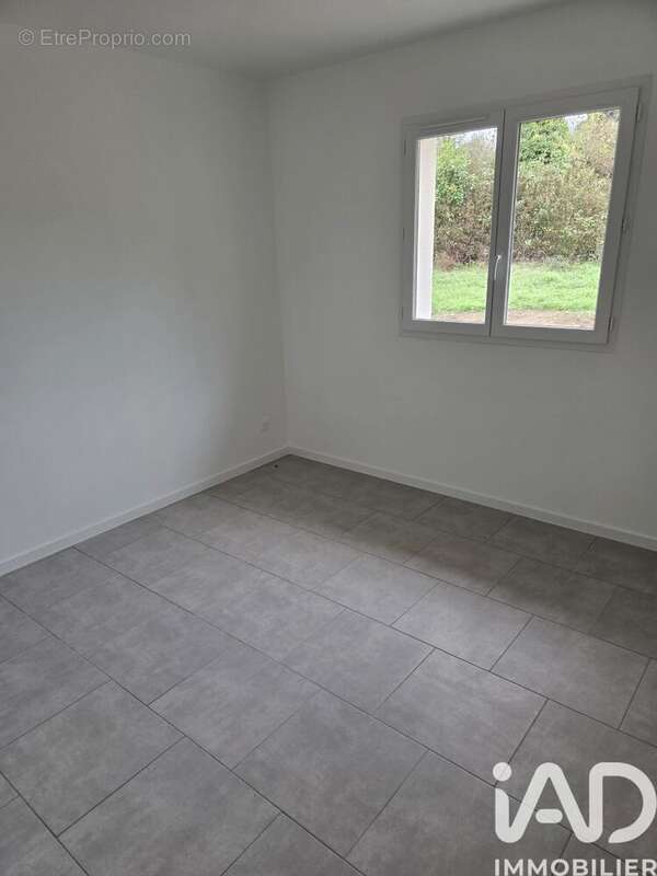 Photo 6 - Maison à MONTGUYON