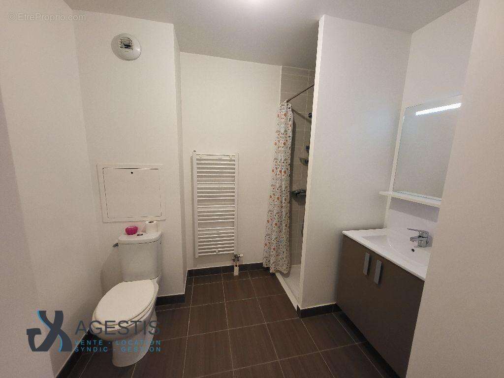   - Appartement à LA ROCHETTE