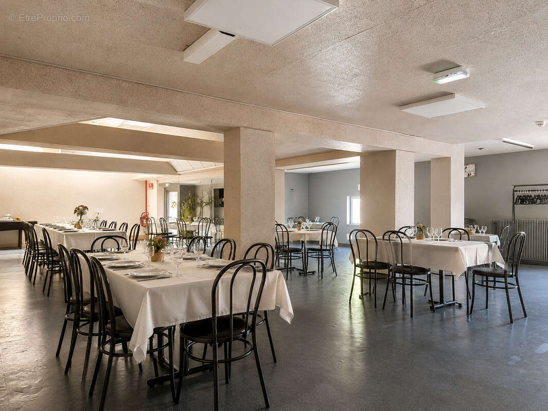 Complexe hôtelier - Restaurant - Événementiel avec hébergement - Murs et fonds de commerce - photo 3